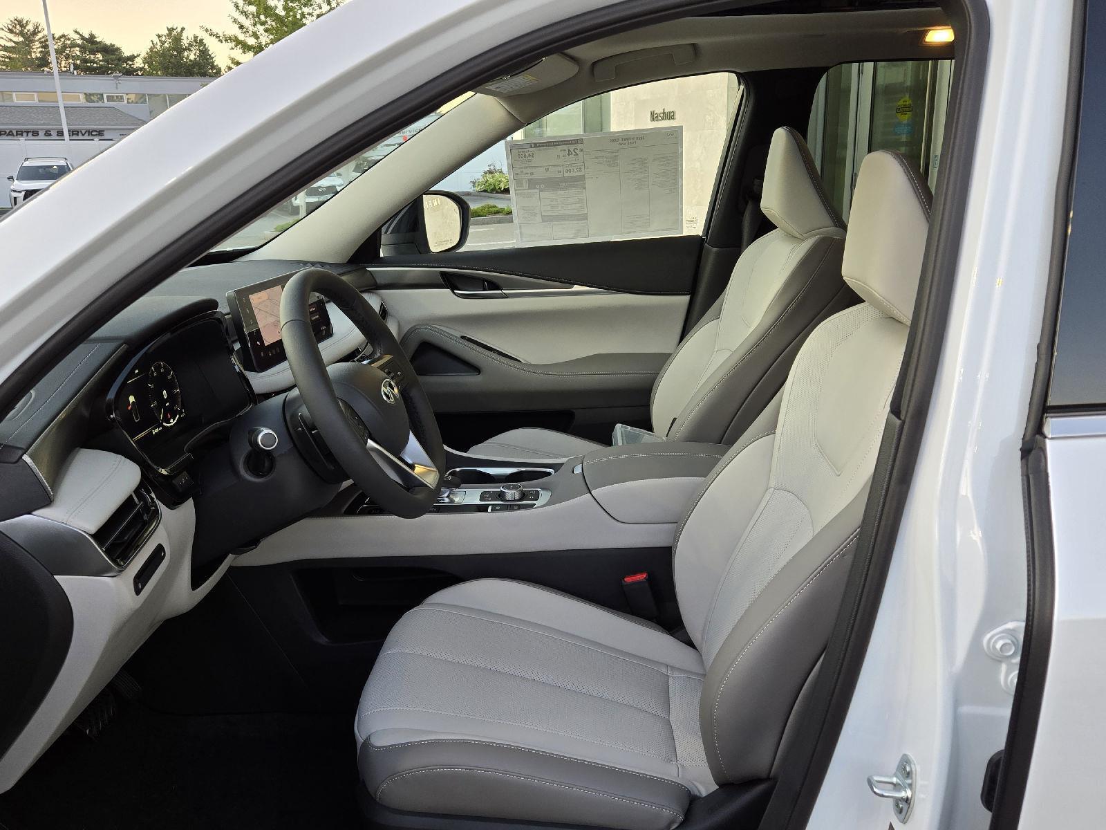 2026 Infiniti QX60 Pure AWD photo 3