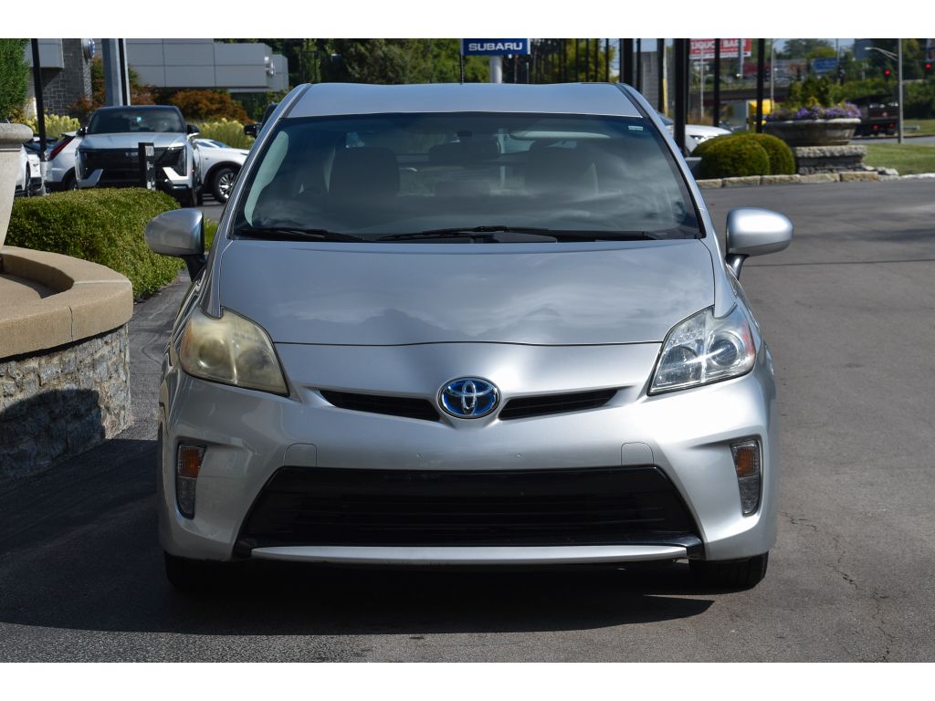 2015 Toyota Prius Two photo 9