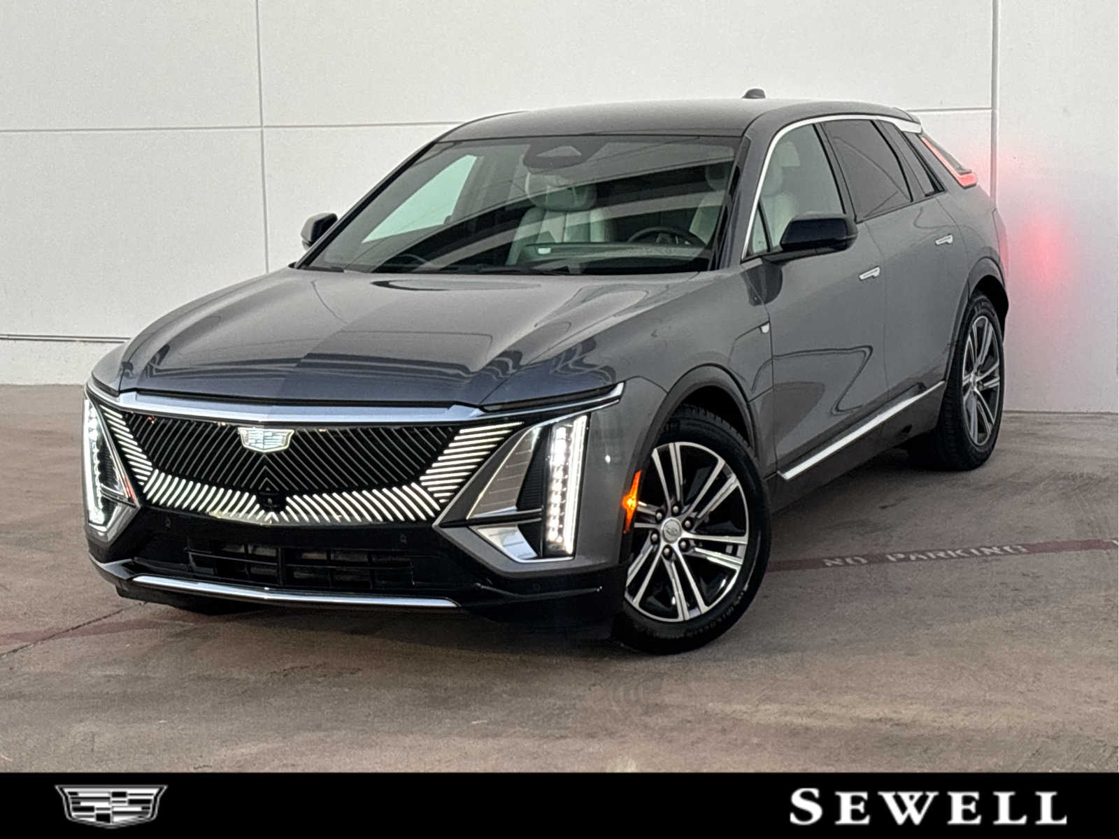2023 Cadillac LYRIQ Luxury's photo