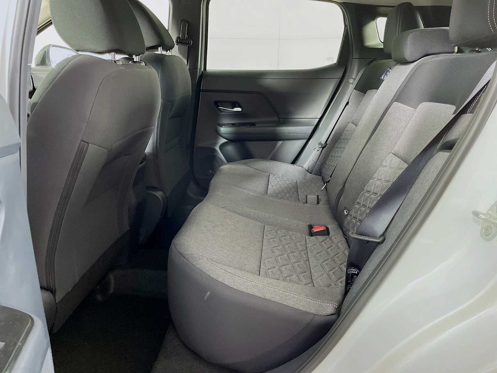 2026 Nissan Kicks SV photo 4