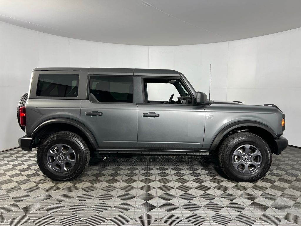 2025 Ford Bronco Big Bend photo 4