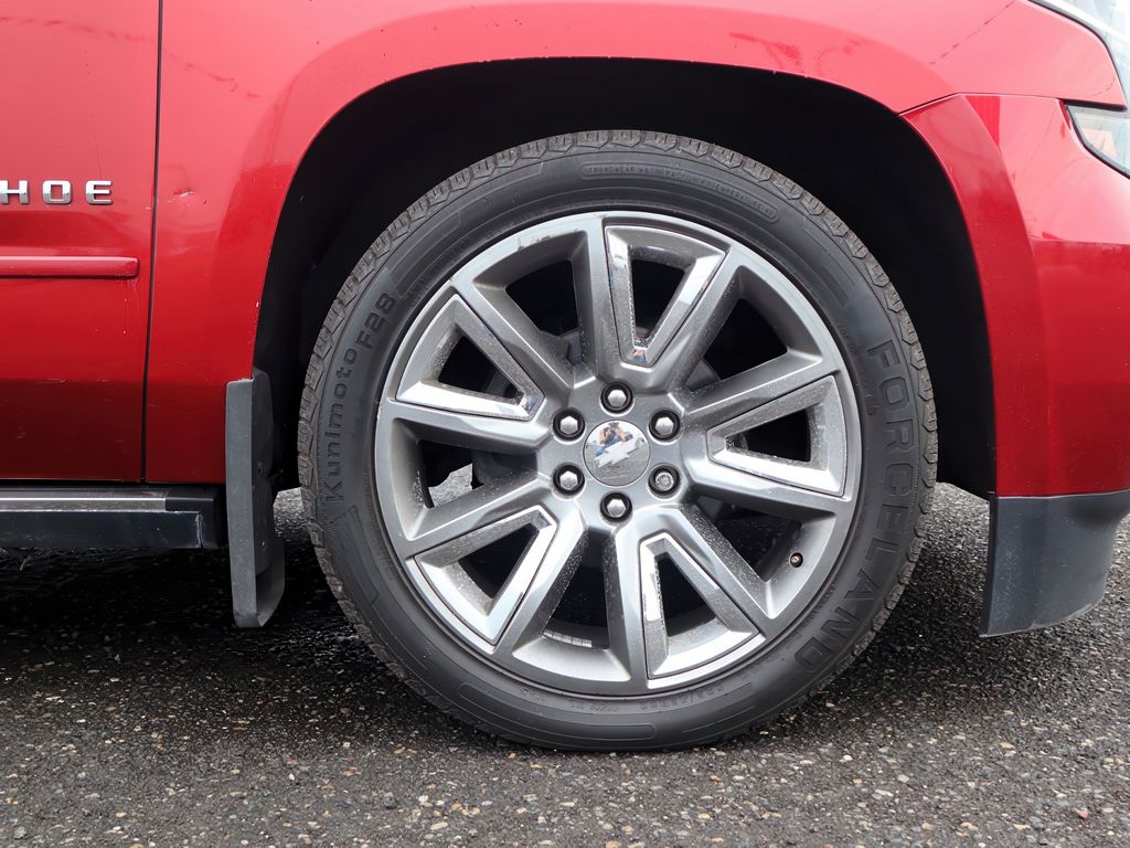 2015 Chevrolet Tahoe LTZ photo 27