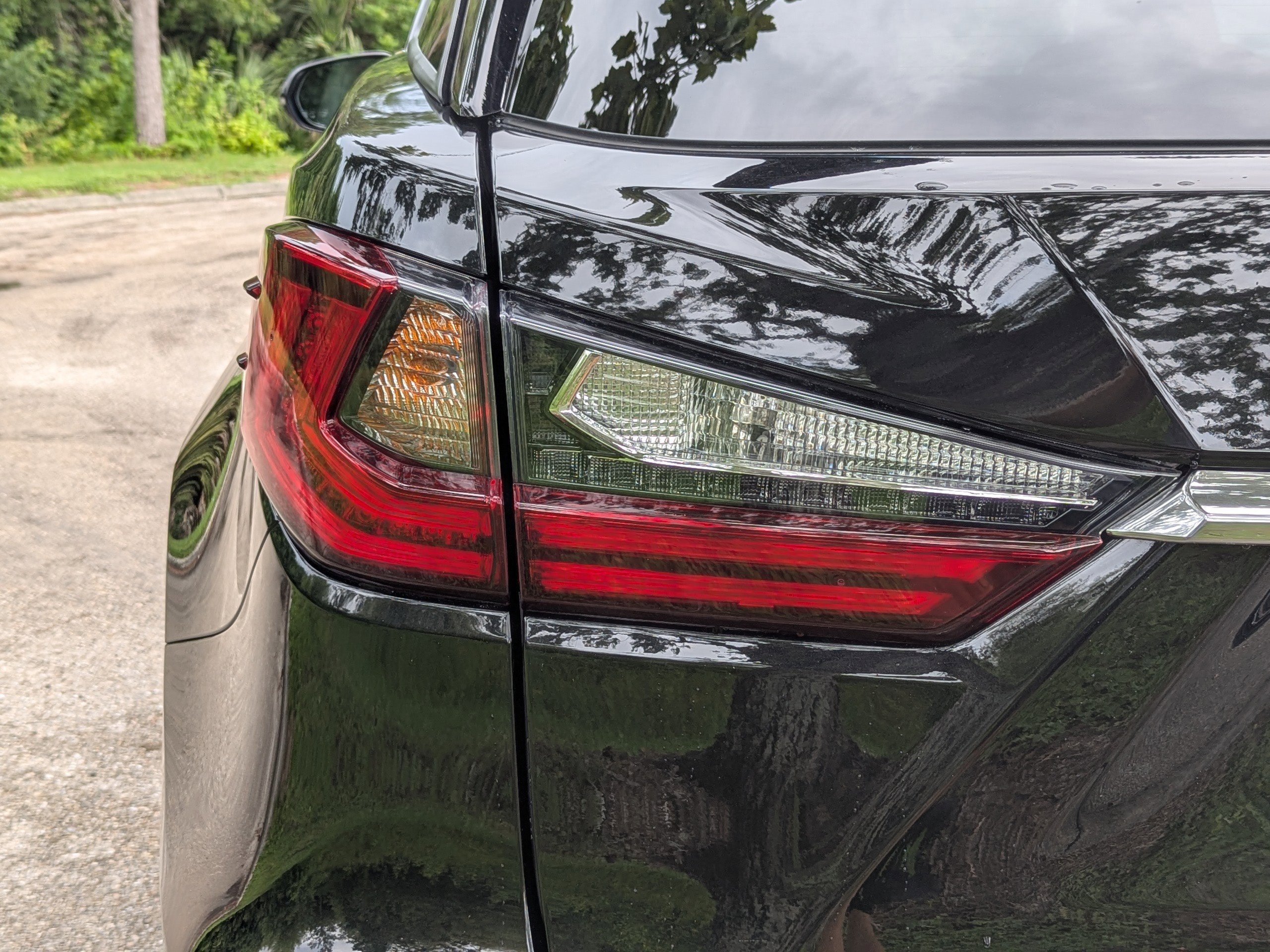 2020 Lexus RX 450h Luxury photo 10