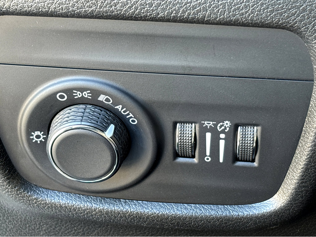 2023 Jeep Grand Cherokee Altitude photo 10