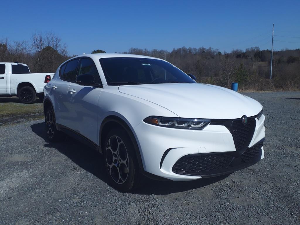 2025 Alfa Romeo Tonale BASE SPRINT photo 3