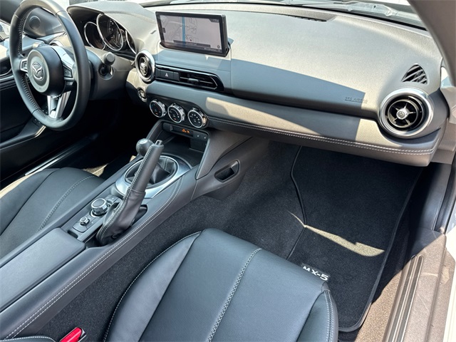2024 Mazda MX-5 Miata Miata Grand Touring photo 17