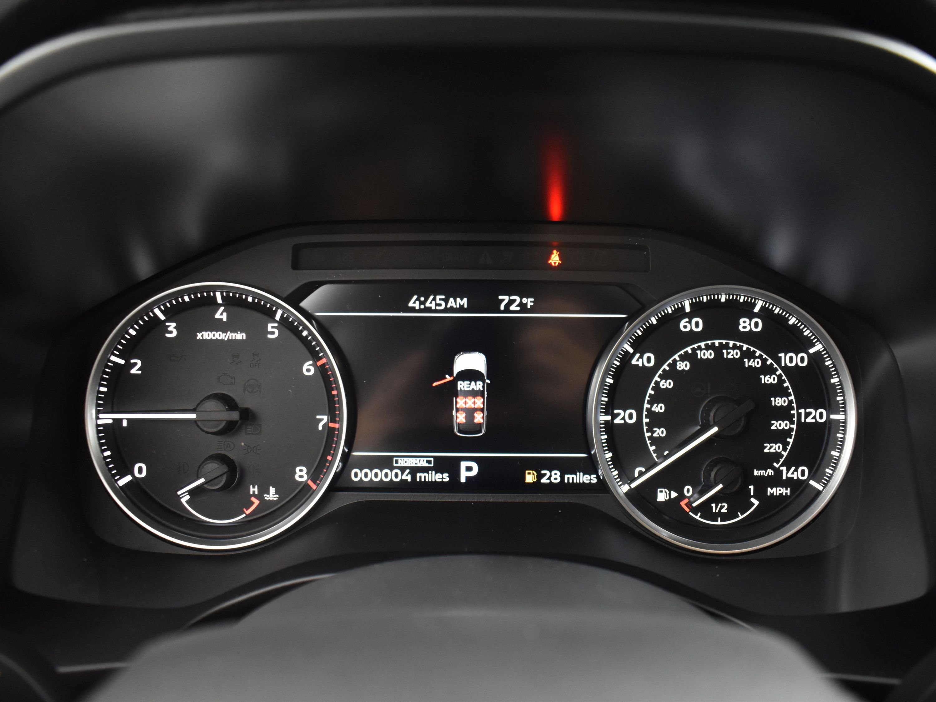 2025 Mitsubishi Outlander ES photo 13