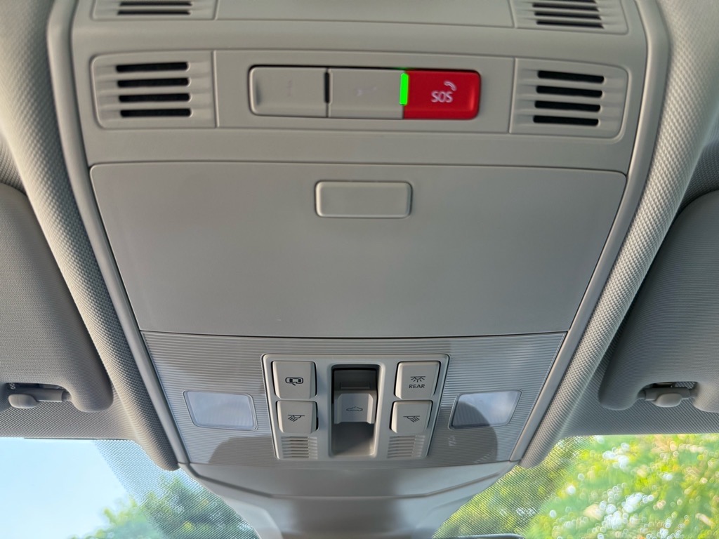 2025 Volkswagen Jetta SE photo 17