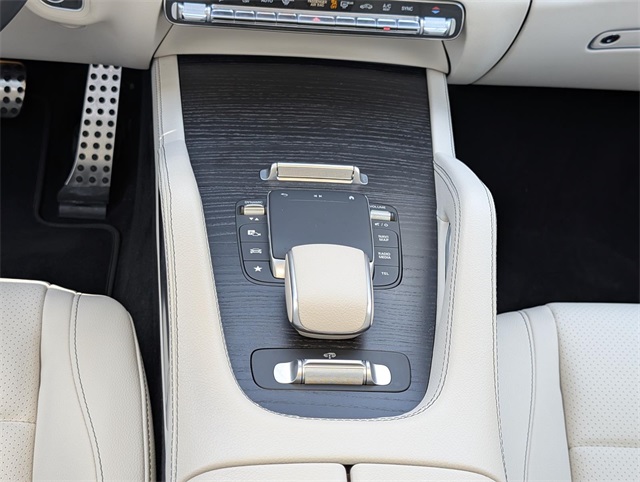 2022 Mercedes Benz GLS 450 4MATIC photo 27