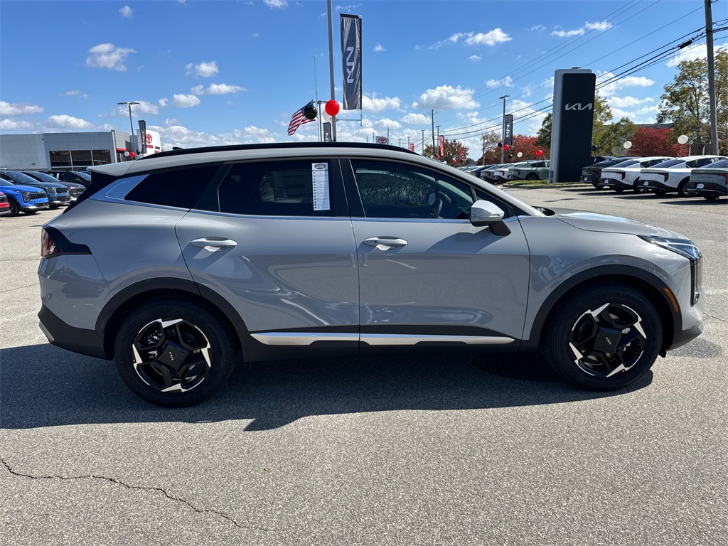 2026 Kia Sportage EX photo 2