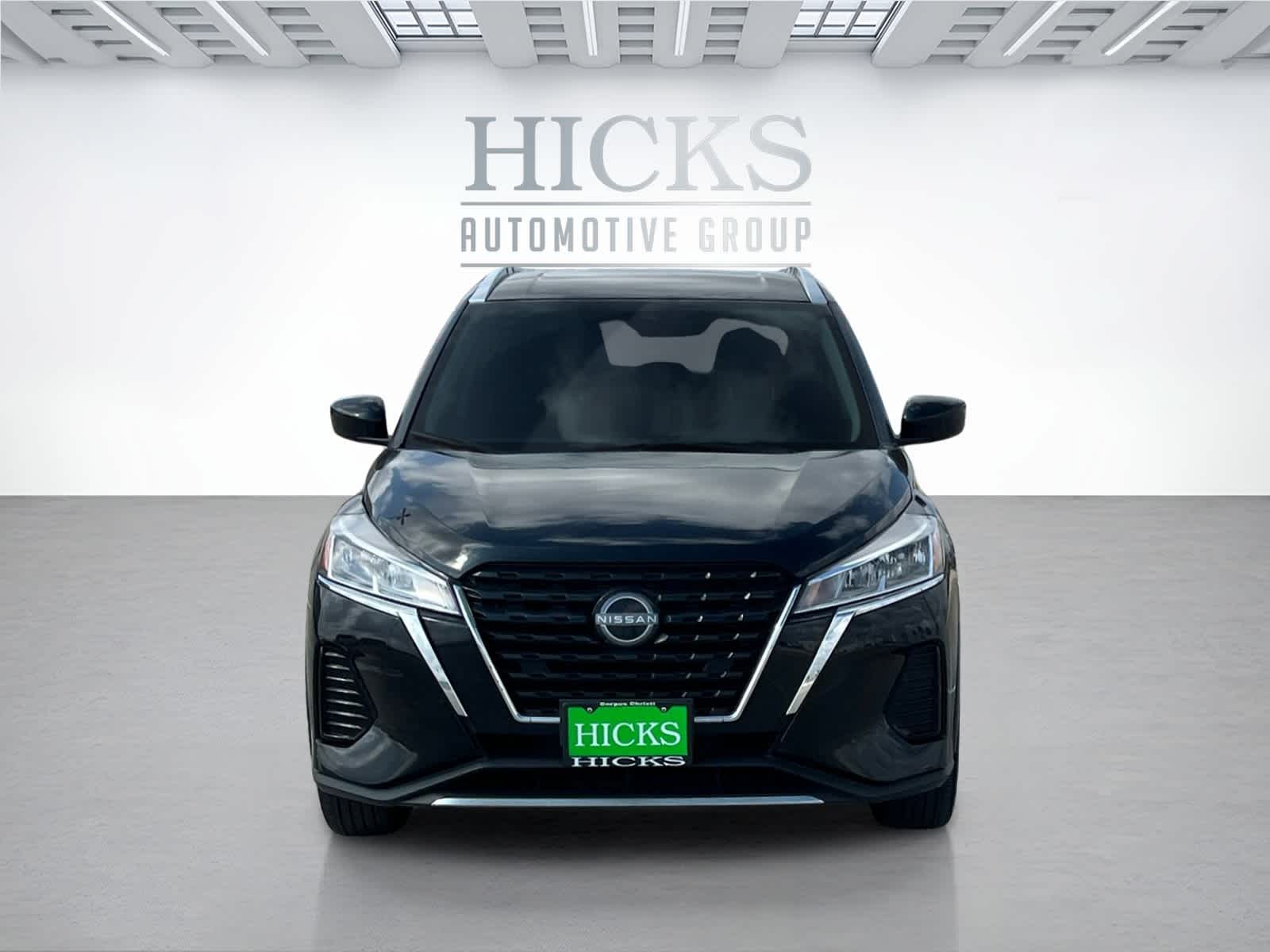 2023 Nissan Kicks SV photo 2