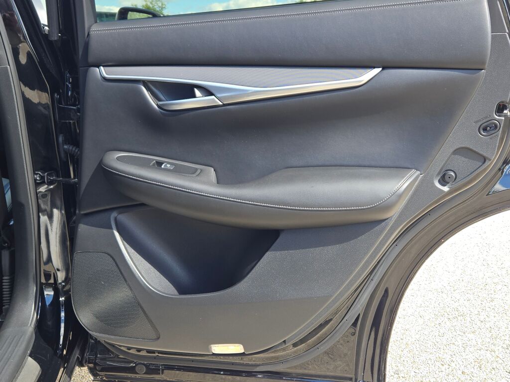 2022 Infiniti QX50 Luxe AWD photo 12