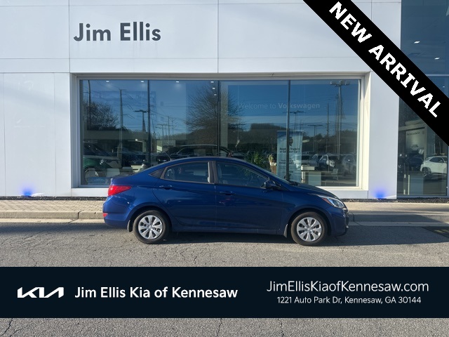 2016 Hyundai Accent SE's photo