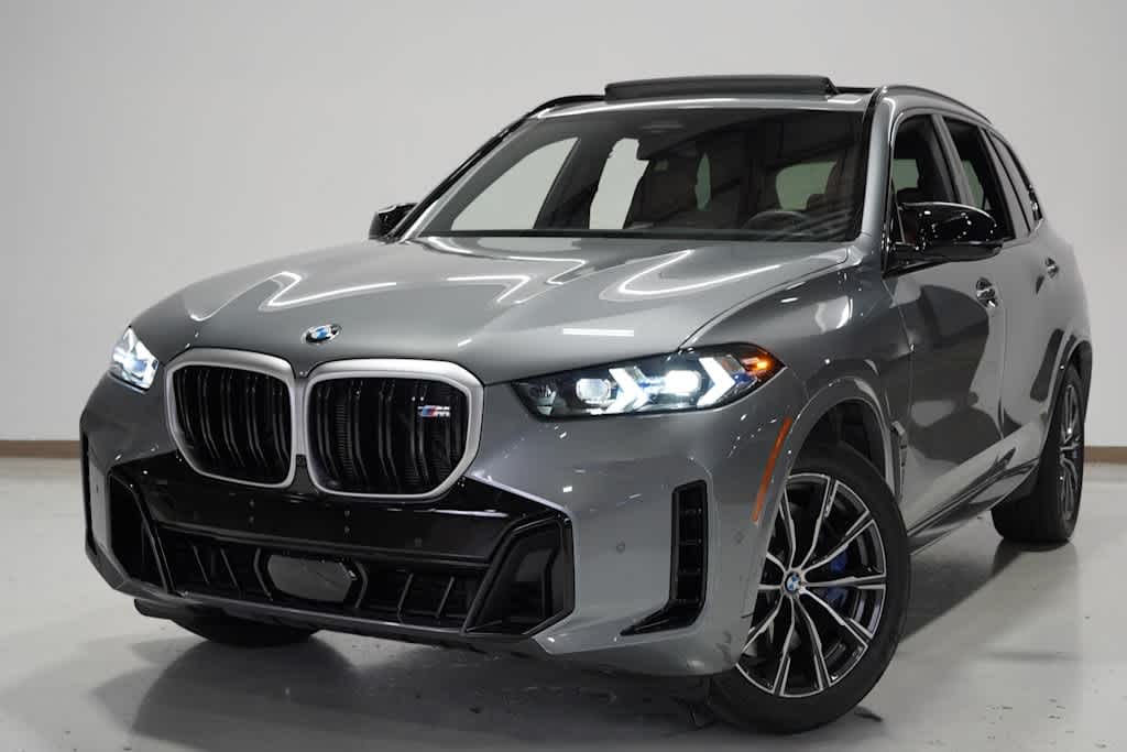 2026 BMW X5 M60i's photo