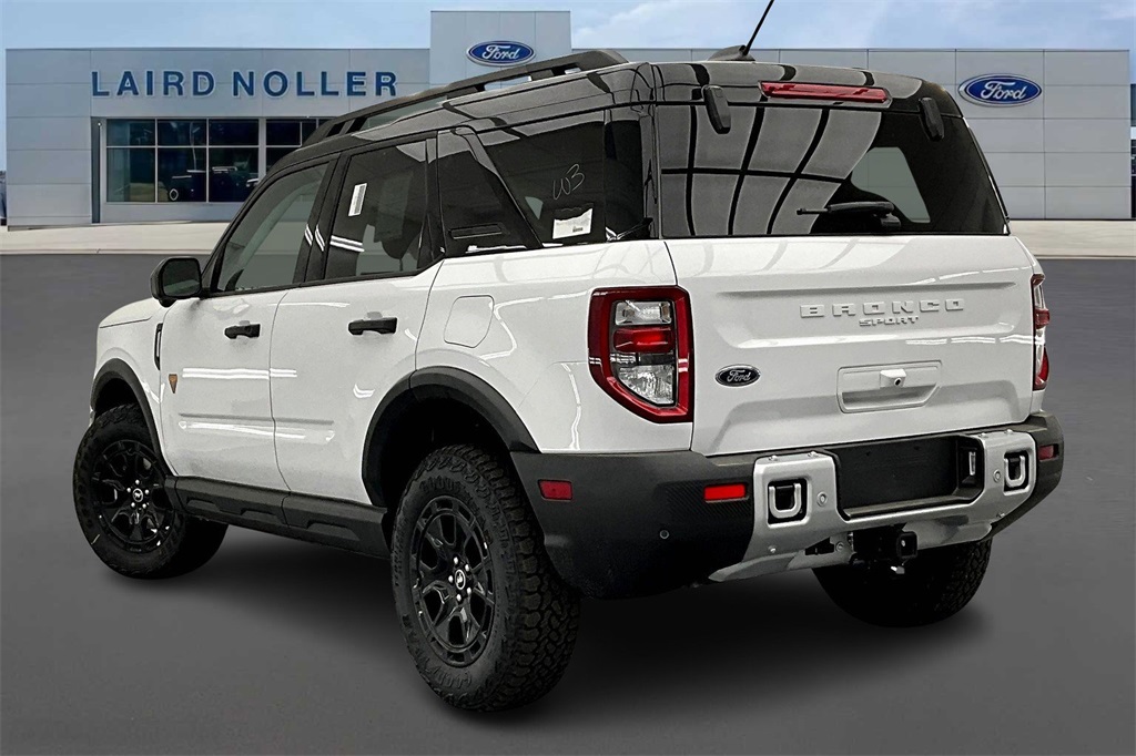 2025 Ford Bronco Sport Badlands photo 3