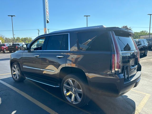 2016 Cadillac Escalade Premium photo 4