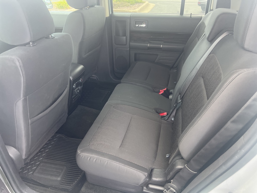 2016 Ford Flex SEL photo 16