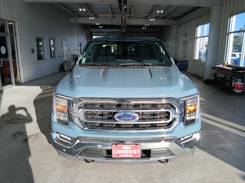 2023 Ford F-150 XLT photo 3