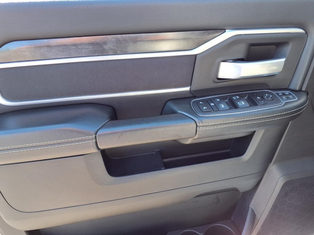 2024 Ram 2500 Big Horn photo 8