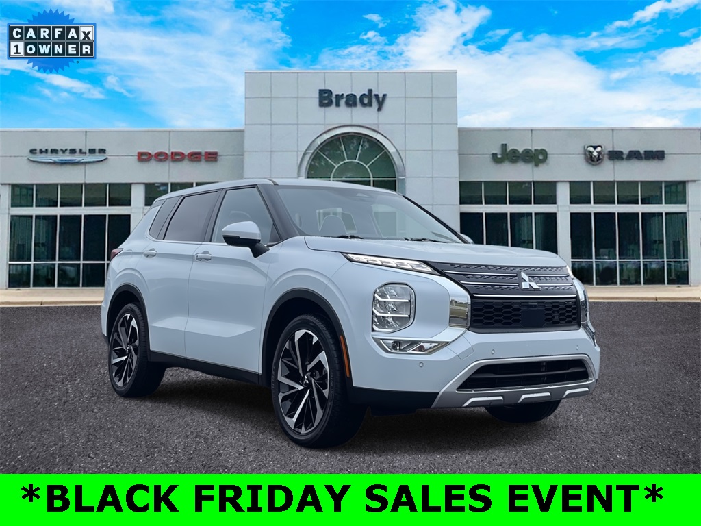 2024 Mitsubishi Outlander SE