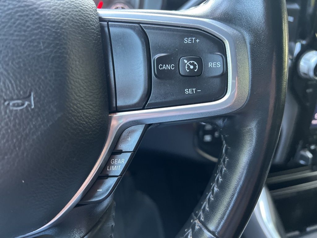 2024 Ram 3500 Laramie photo 17
