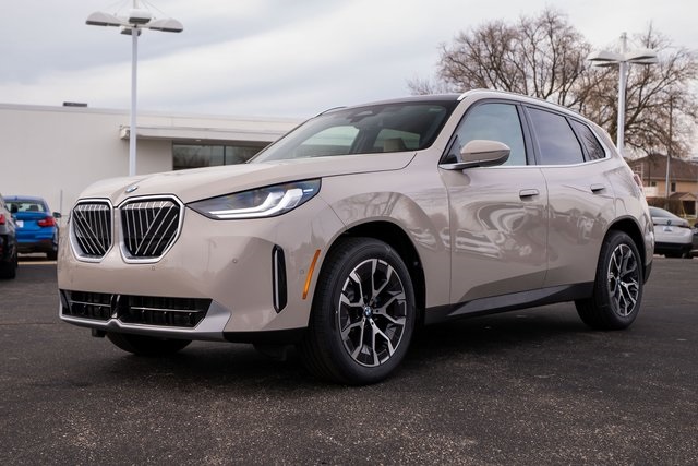 2026 BMW X3 30's photo