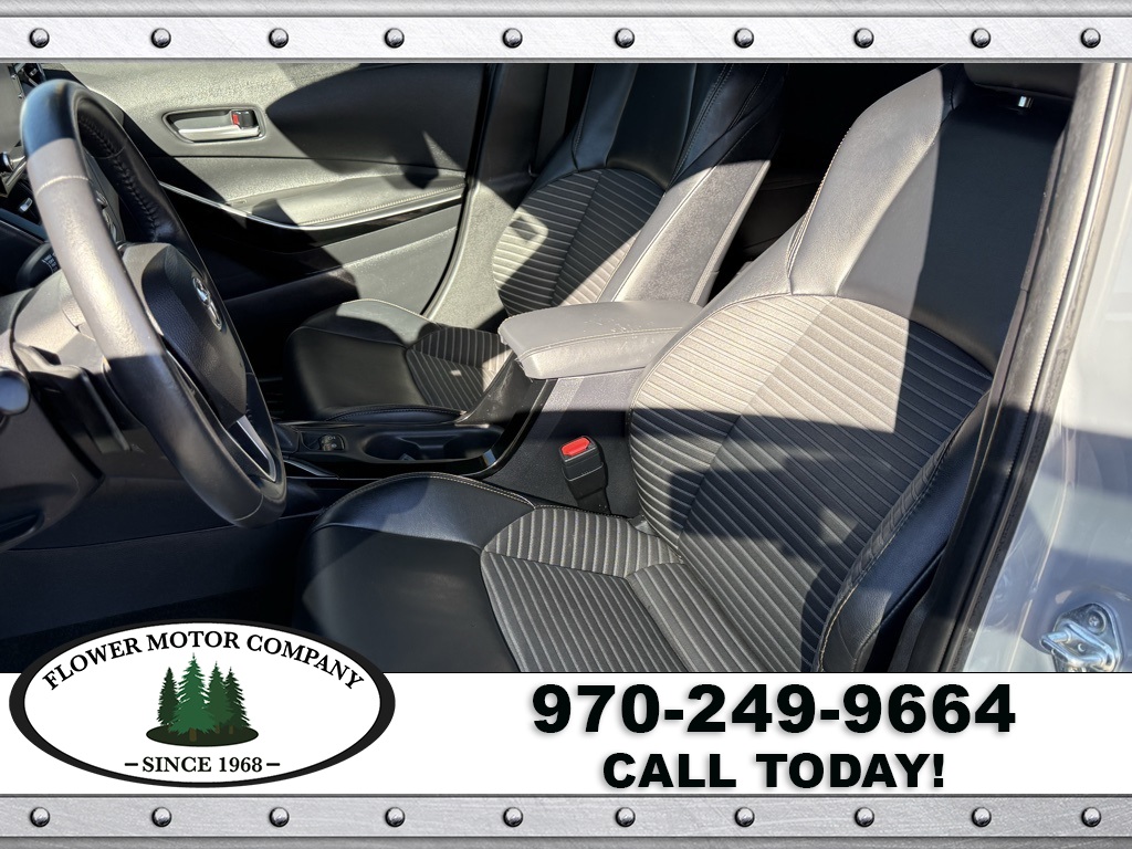 2022 Toyota Corolla XSE photo 2