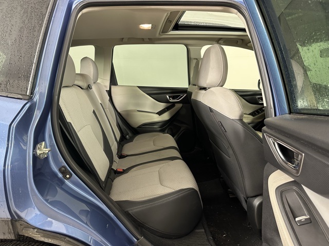 2020 Subaru Forester Premium photo 14