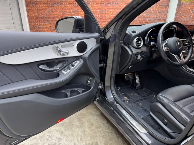 2020 Mercedes Benz GLC 300 4MATIC photo 9