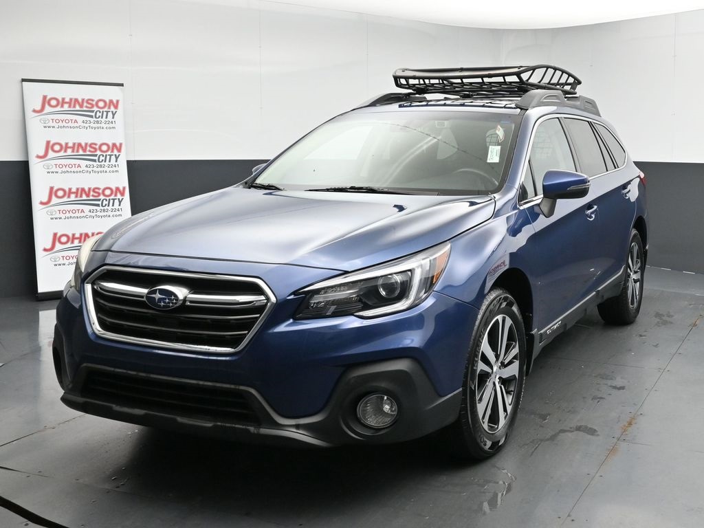 2019 Subaru Outback 2.5i photo 2