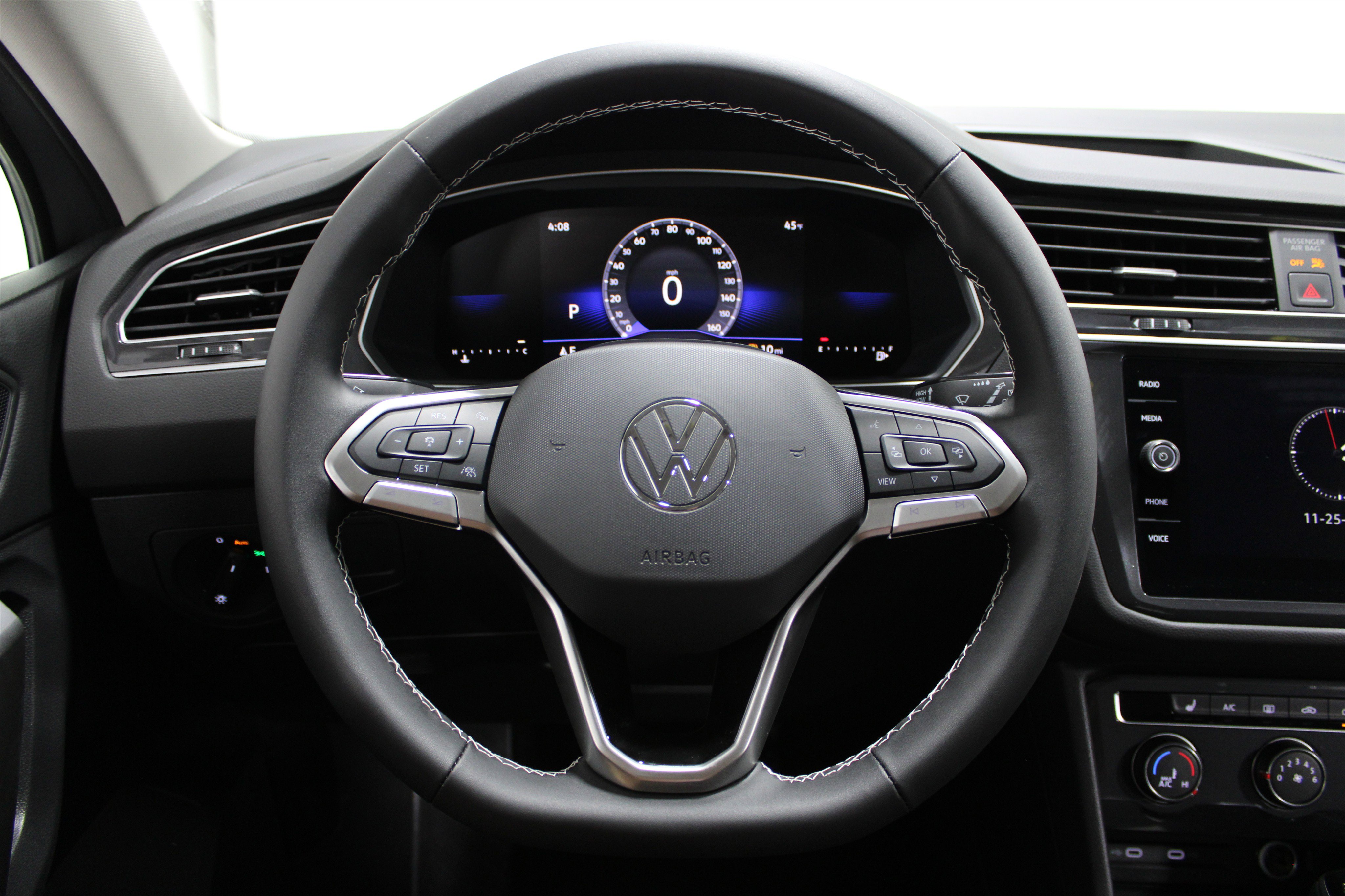 2024 Volkswagen Tiguan S photo 7