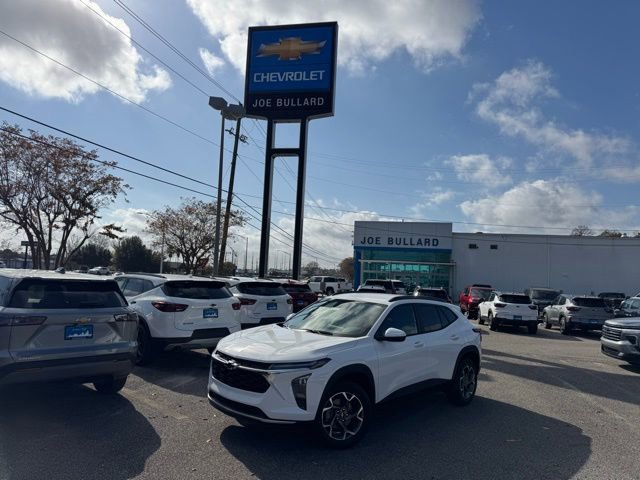 2026 Chevrolet Trax LT's photo