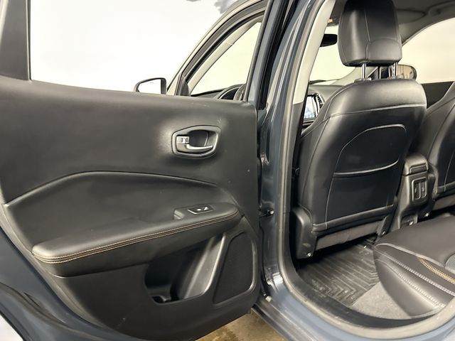 2017 Jeep Compass Limited photo 26