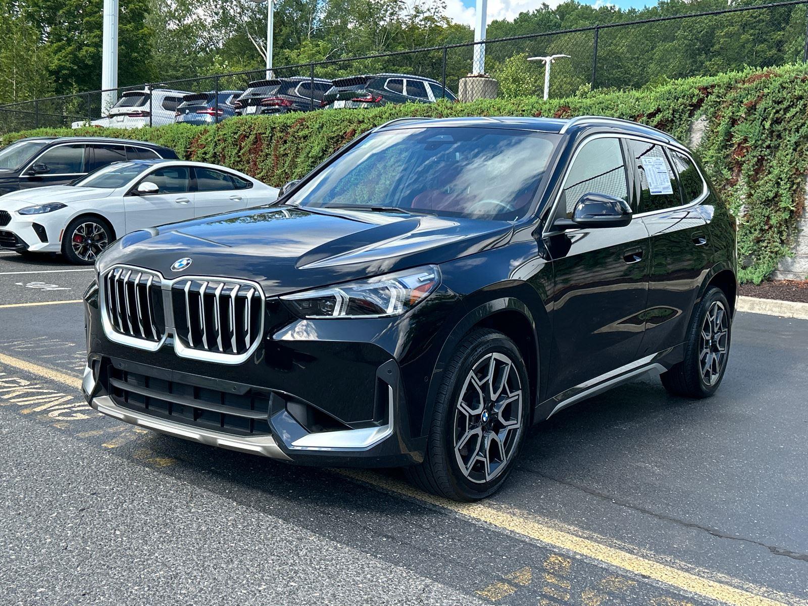 Used 2025 Jet Black BMW xDrive28i image 5