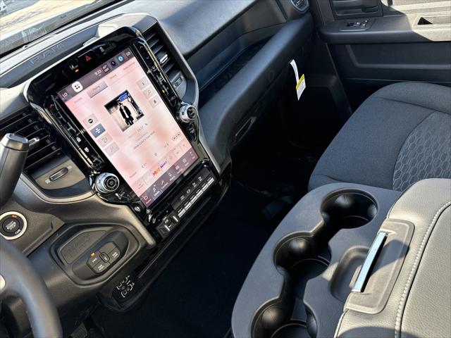 2025 Ram 2500 Tradesman photo 14