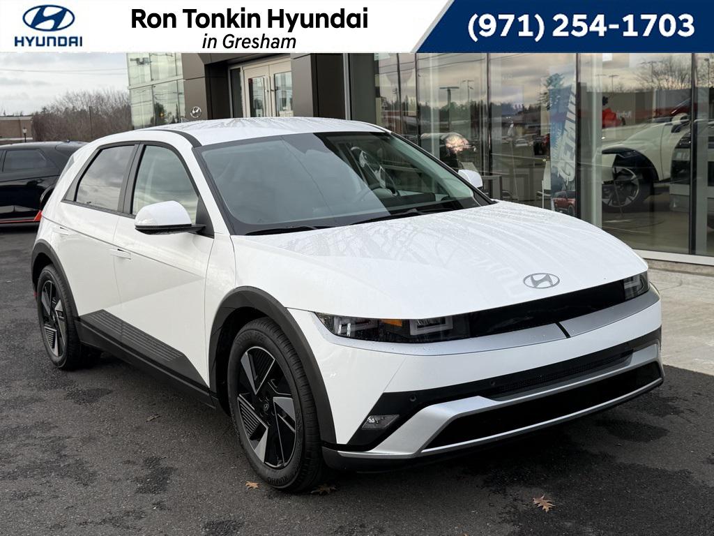 2026 Hyundai IONIQ 5 SEL's photo