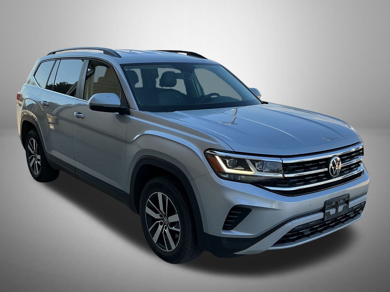 2021 Volkswagen Atlas SE photo 2