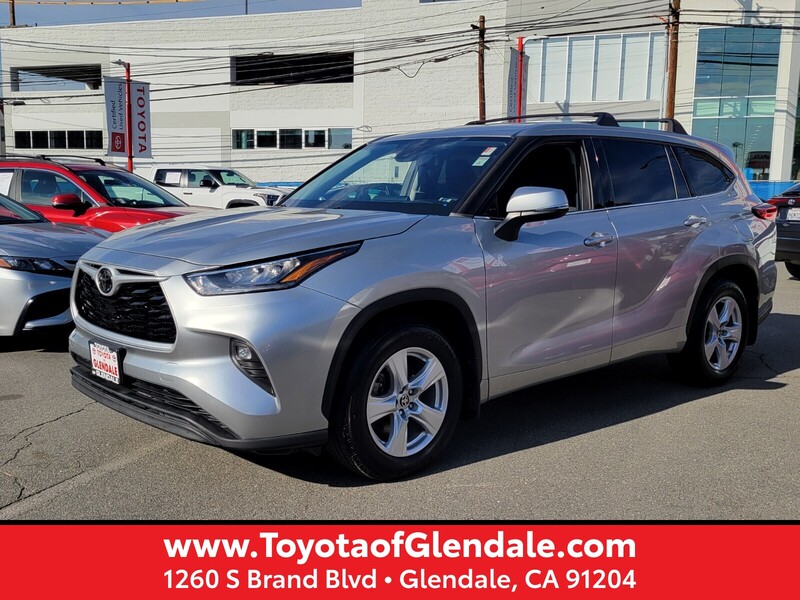 2020 Toyota Highlander LE