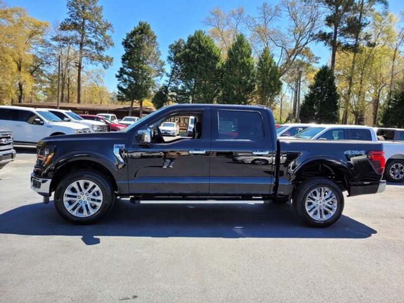 2025 Ford F-150 XLT photo 4