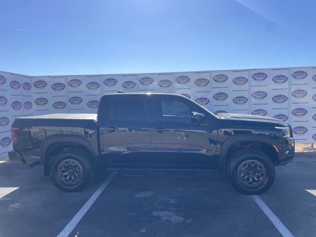 2026 Nissan Frontier PRO-4X's photo