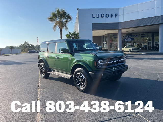 2025 Ford Bronco 4-Door Outer Banks's photo