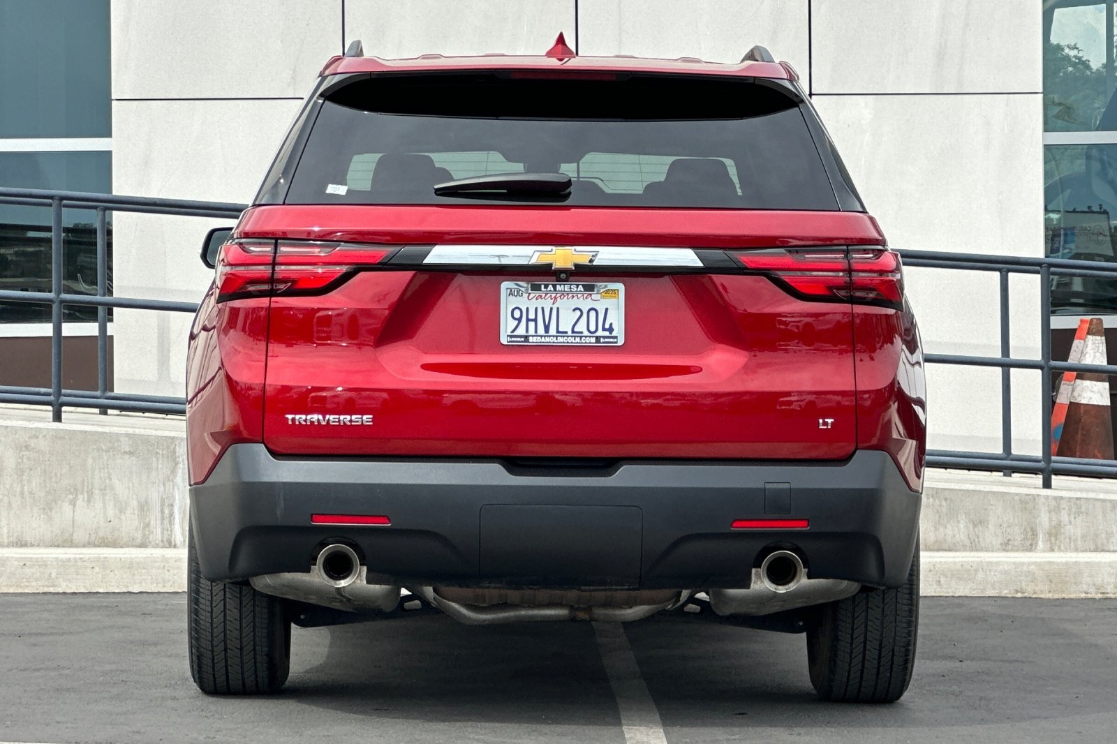 2023 Chevrolet Traverse 1LT photo 4
