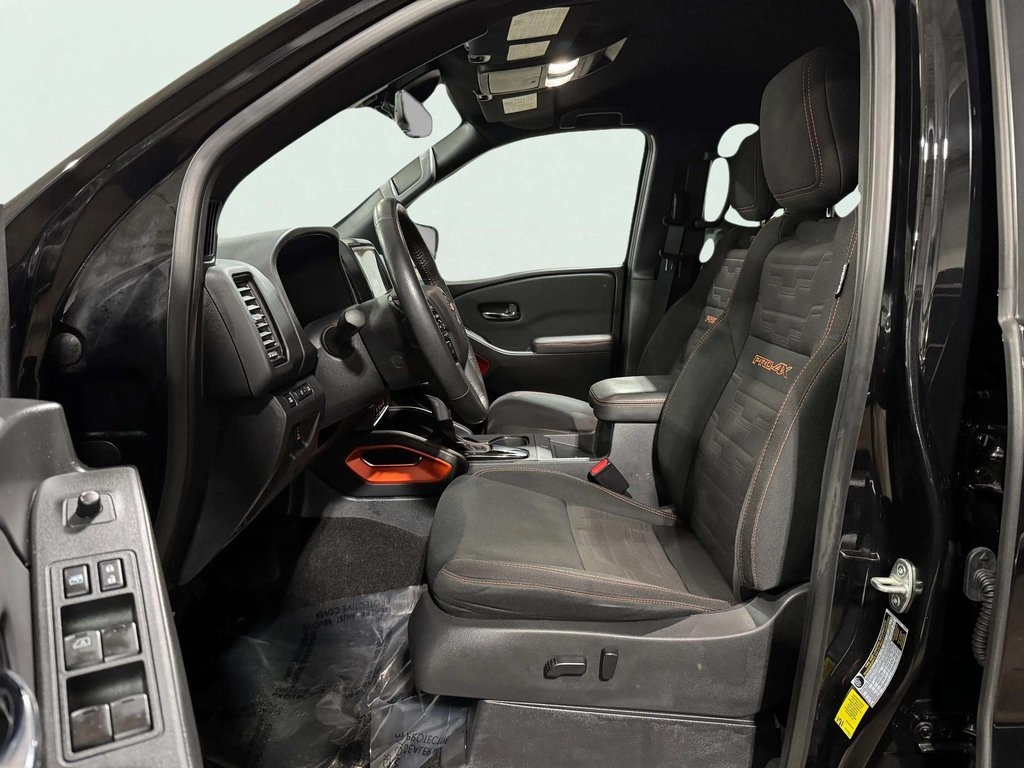 2022 Nissan Frontier Crew Cab photo 20