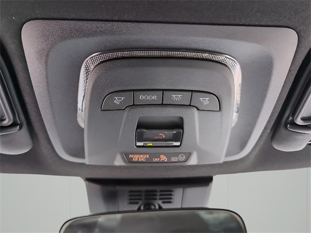 2025 Toyota Corolla SE photo 28