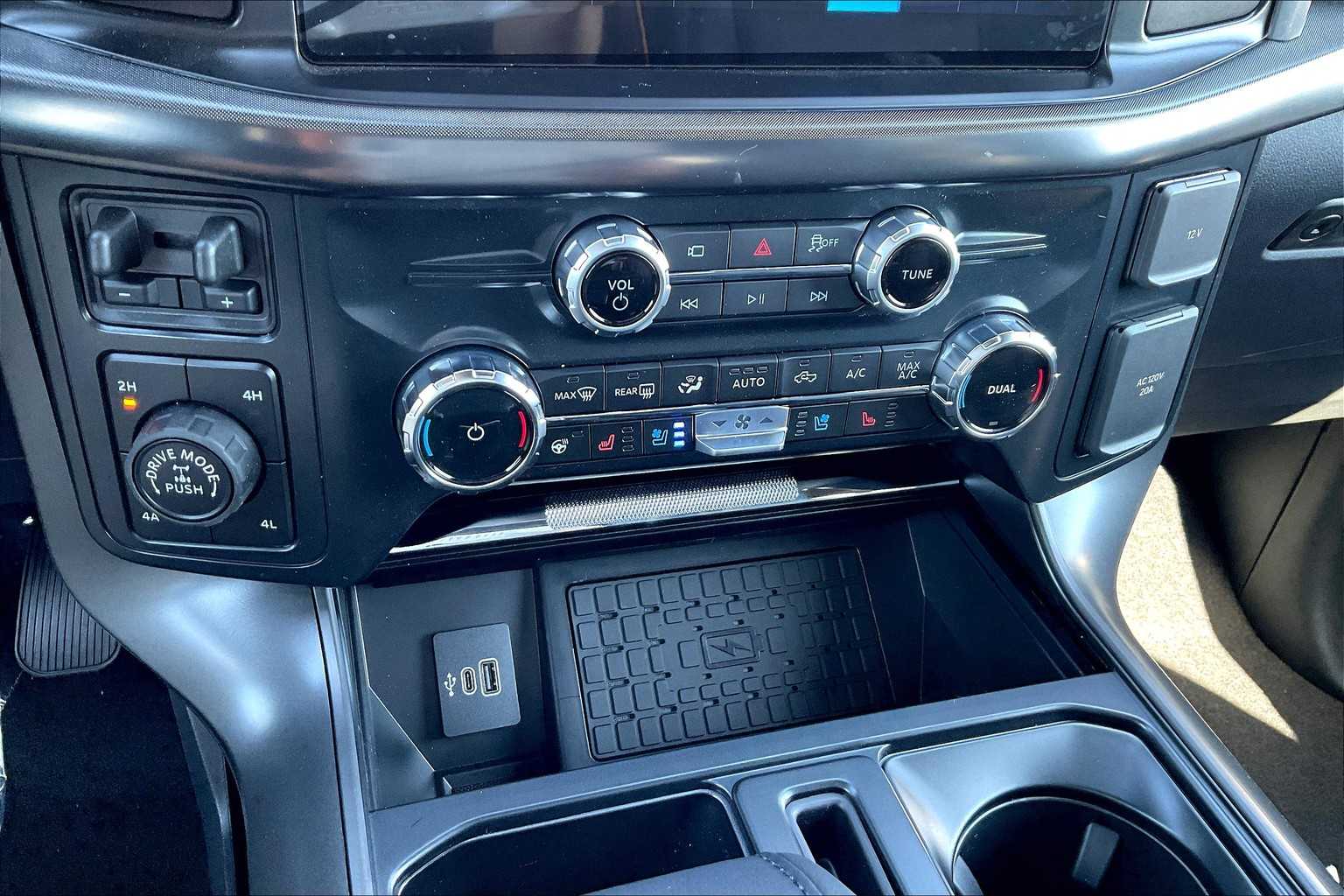 2025 Ford F-150 Tremor photo 18