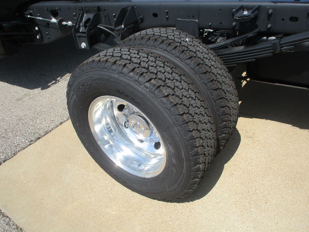 2025 Ram 3500 Tradesman photo 20