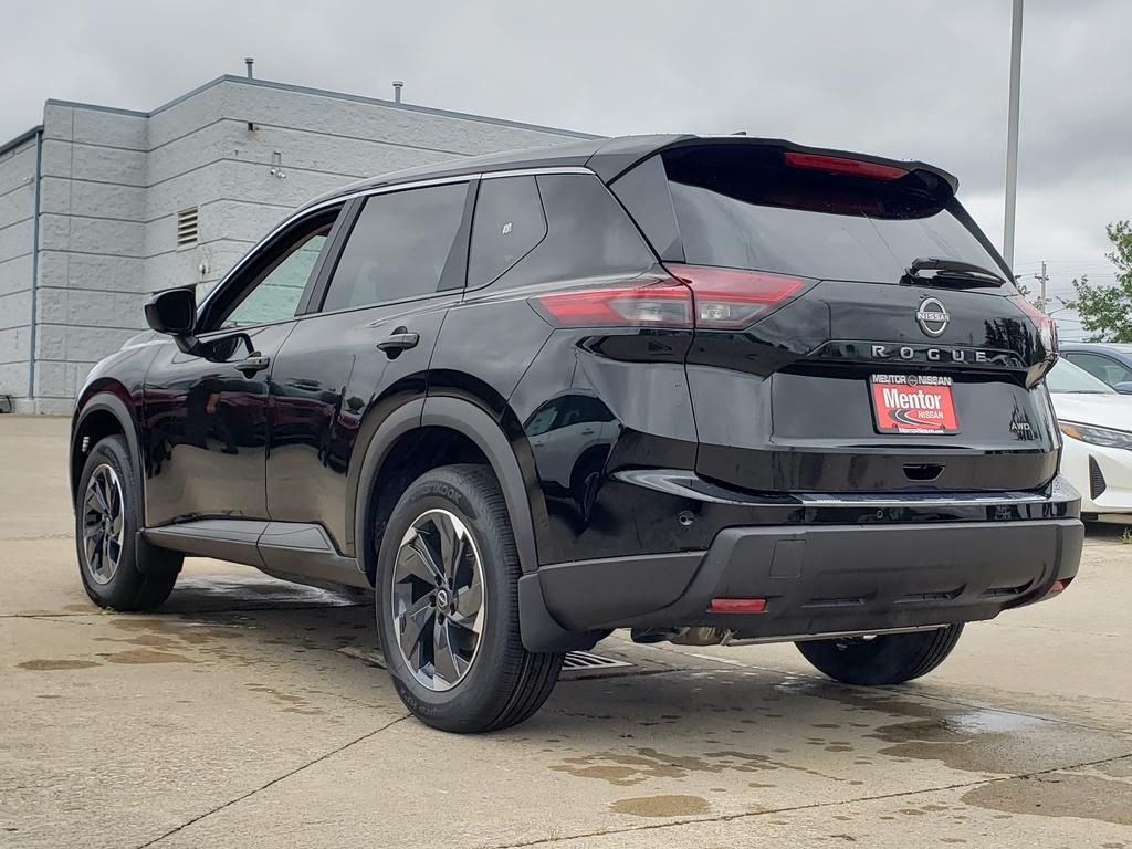2026 Nissan Rogue SV photo 6