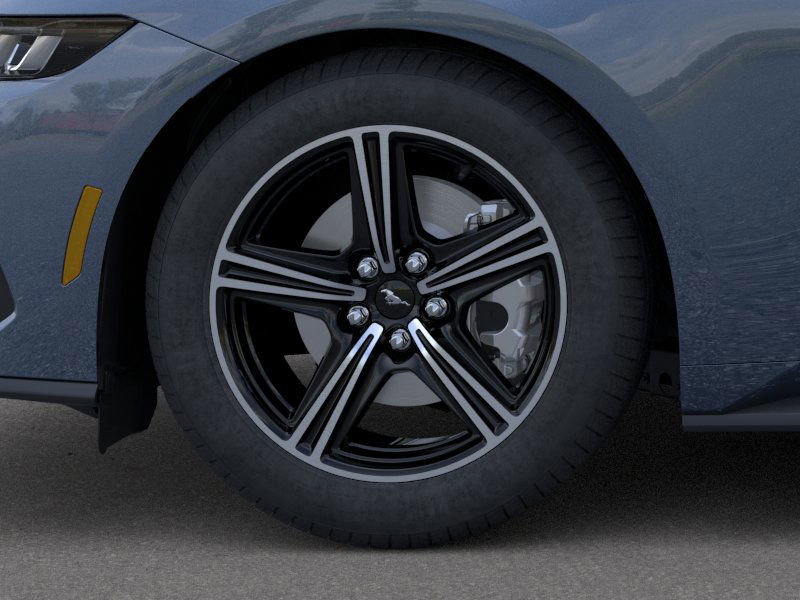 2025 Ford Mustang EcoBoost photo 2