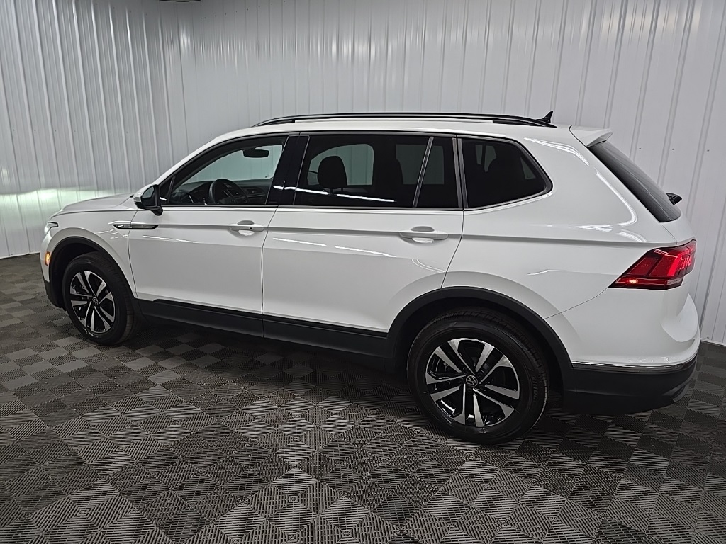 2022 Volkswagen Tiguan S photo 4