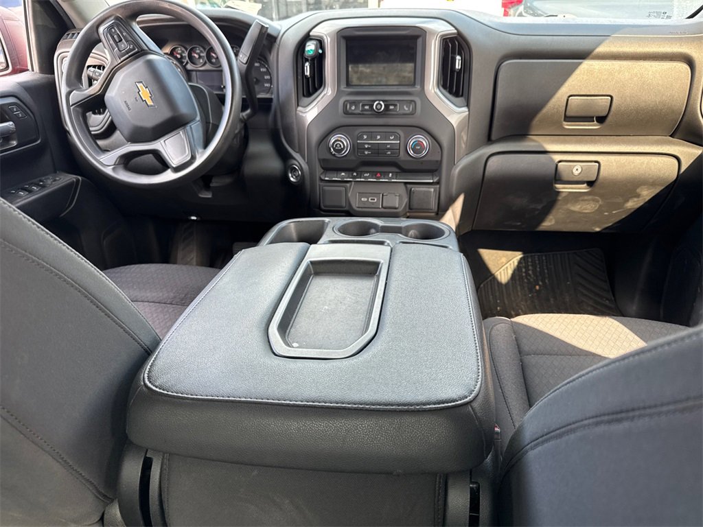 2022 Chevrolet Silverado 1500 Custom photo 4